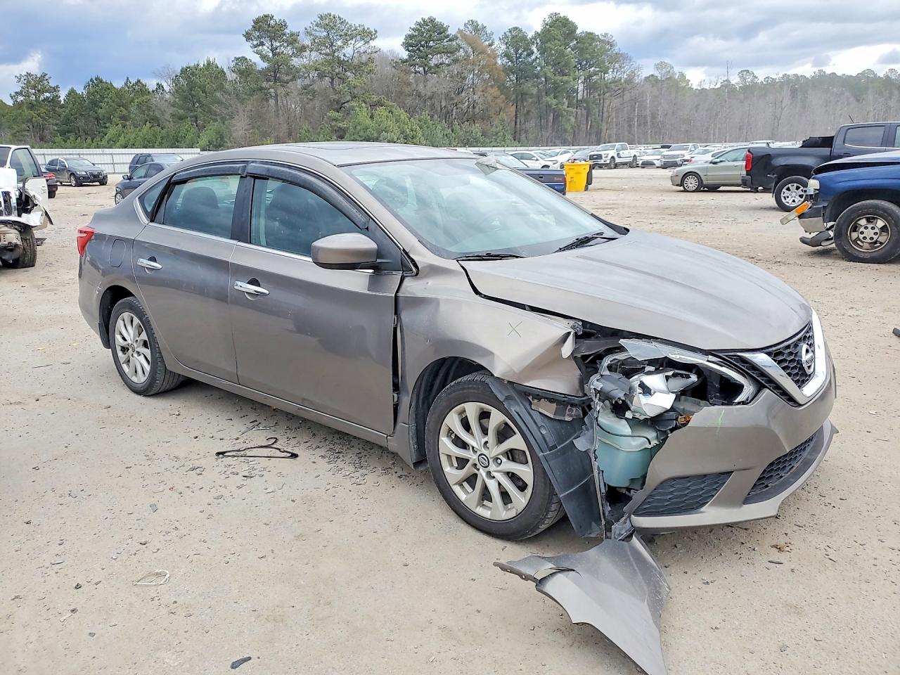 2016 NISSAN SENTRA S photo 7