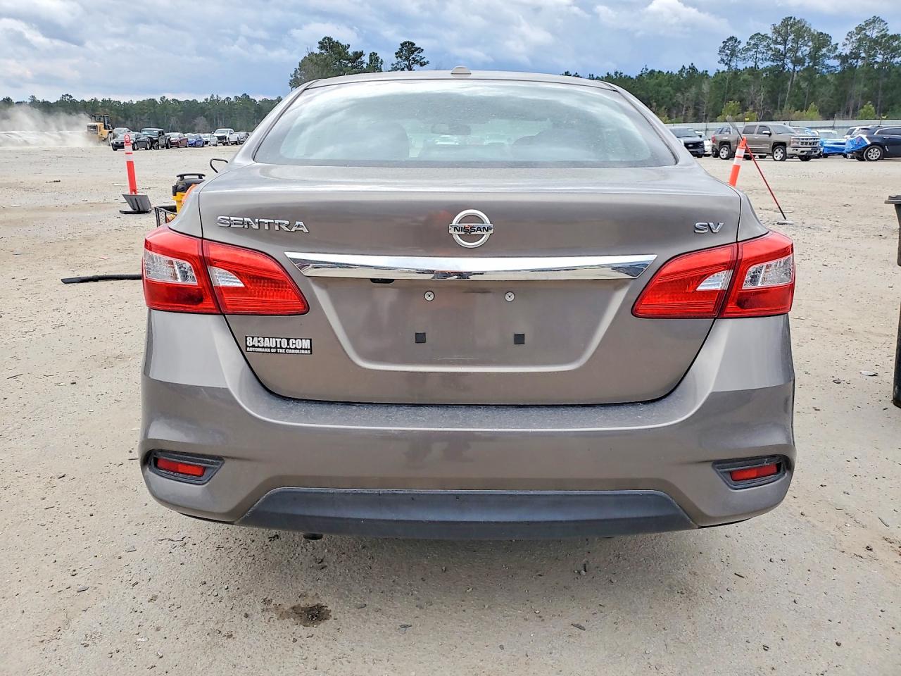 2016 NISSAN SENTRA S photo 11