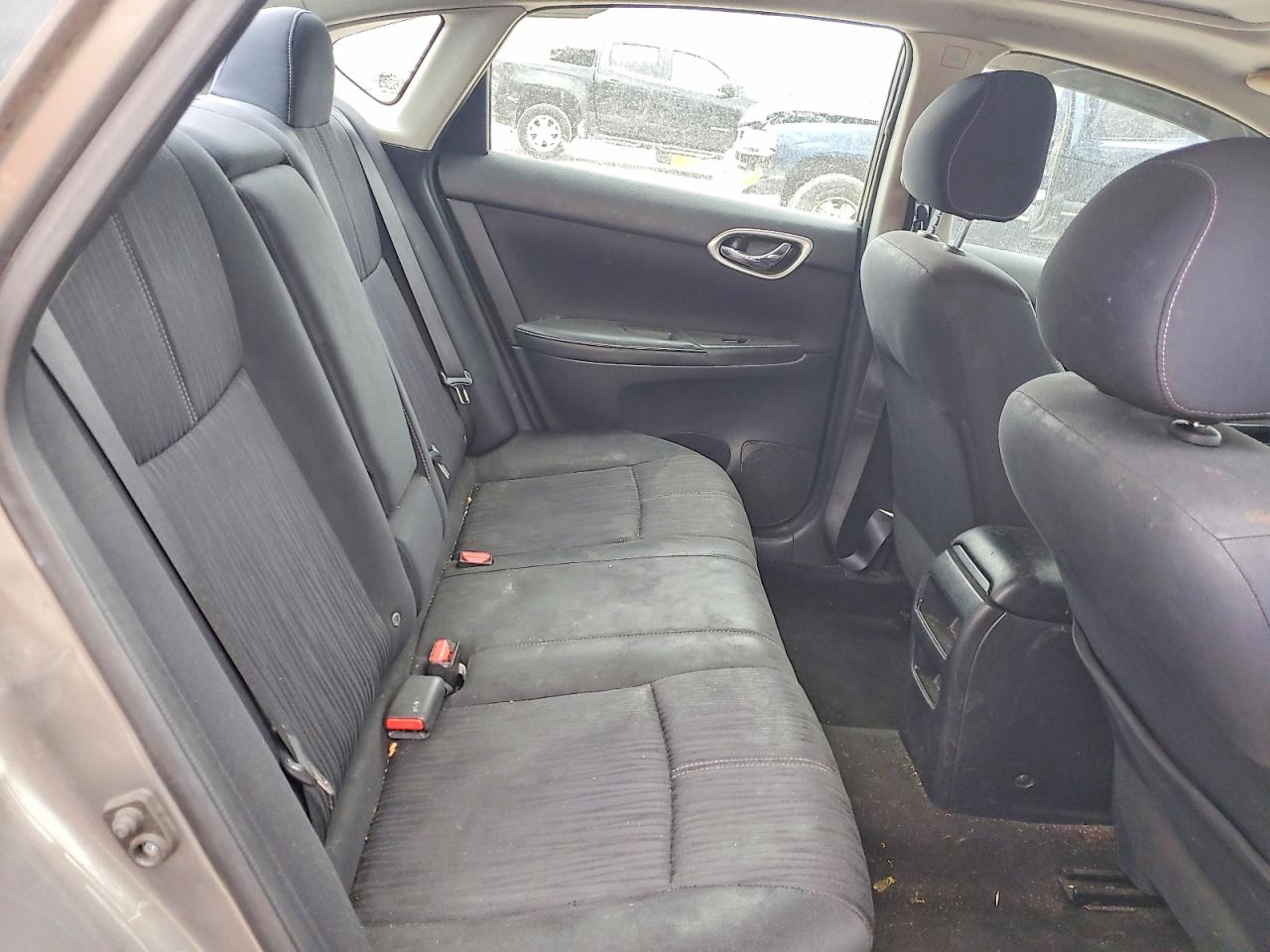 2016 NISSAN SENTRA S photo 19