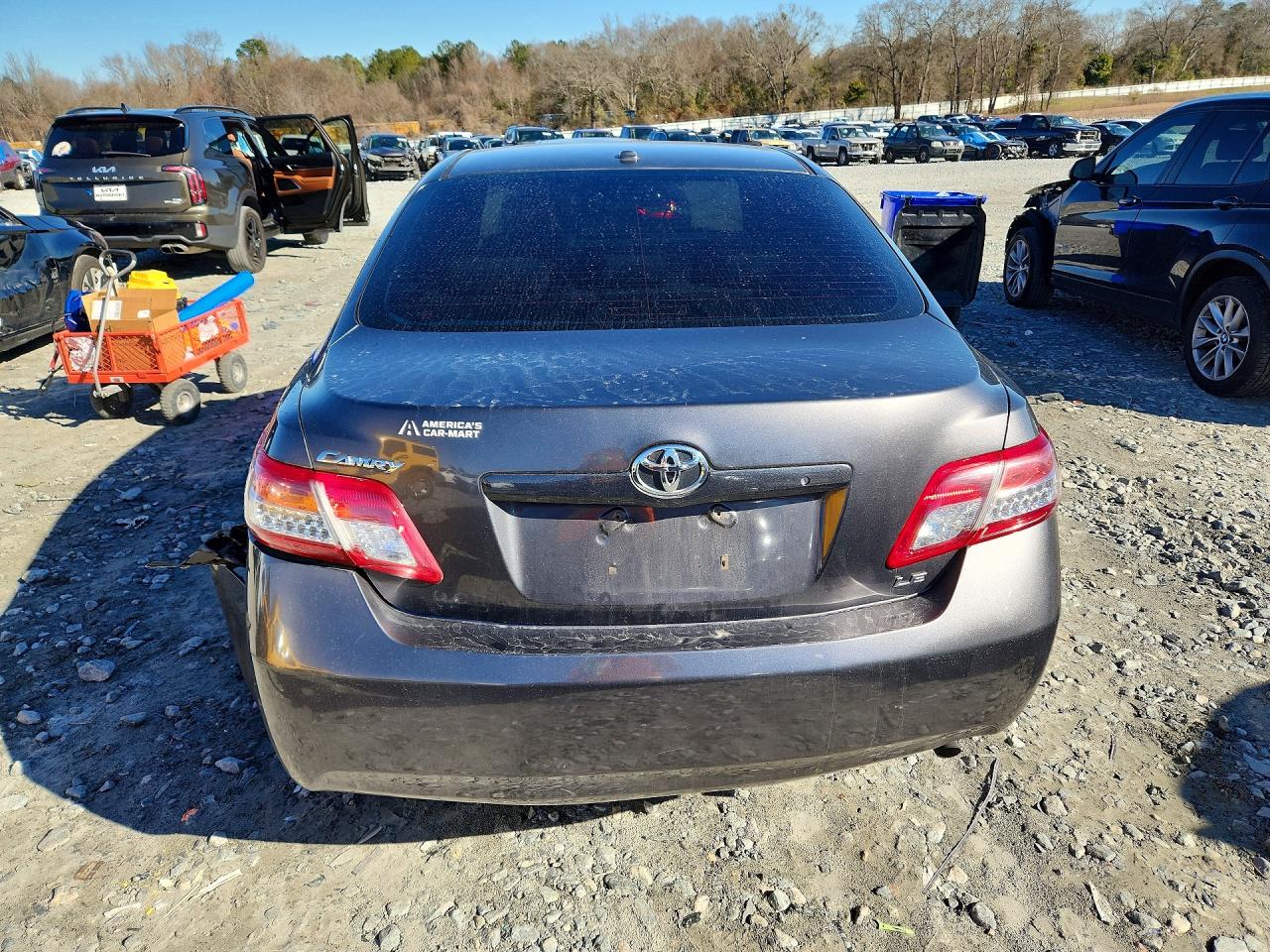 2010 TOYOTA CAMRY BASE photo 11