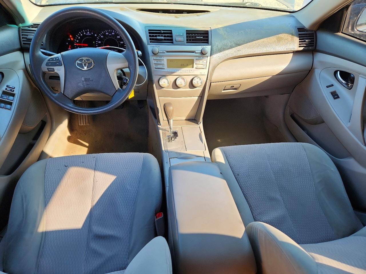 2010 TOYOTA CAMRY BASE photo 15