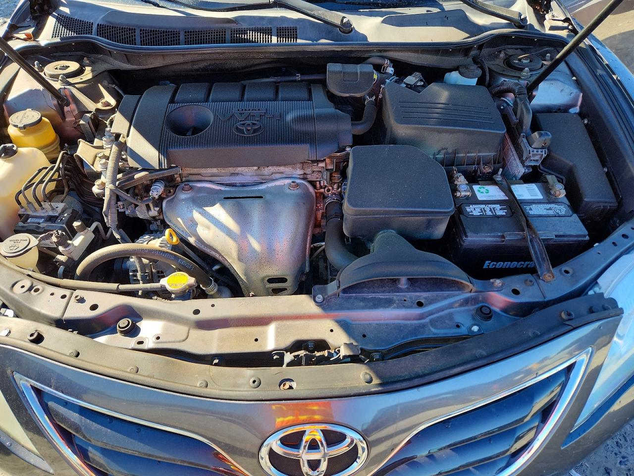 2010 TOYOTA CAMRY BASE photo 21