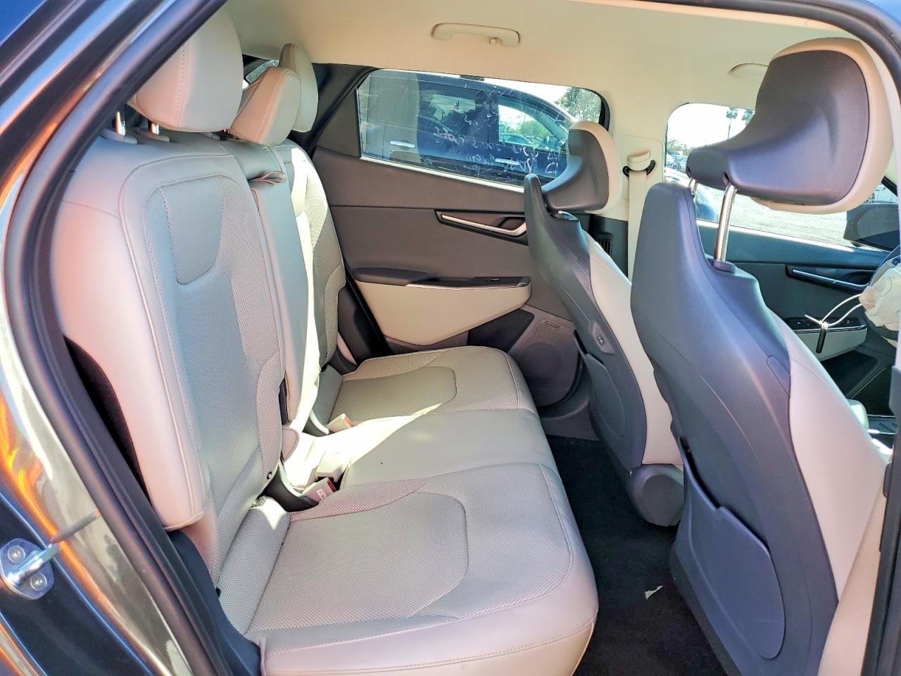 2023 KIA EV6 LIGHT photo 19