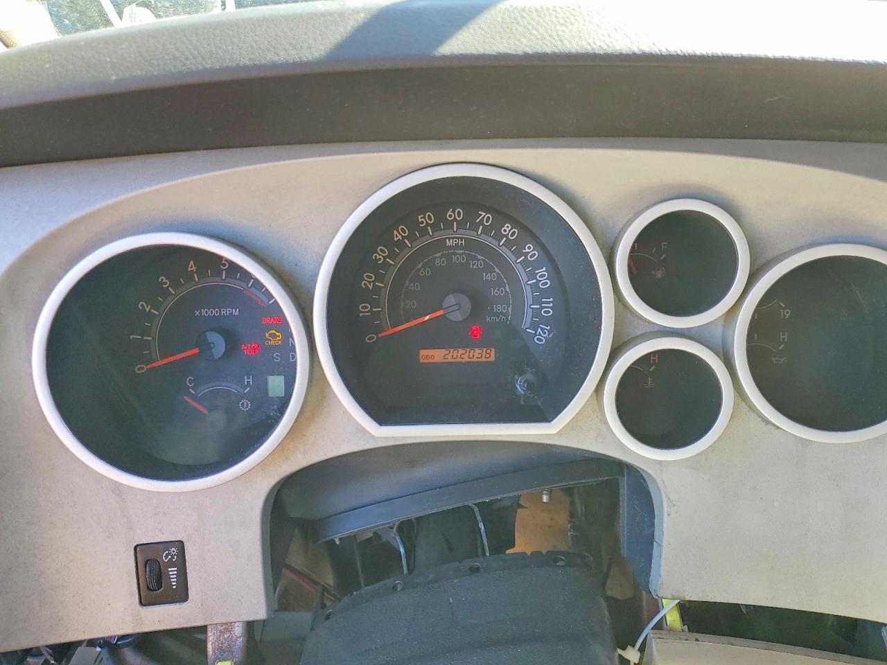 2008 TOYOTA TUNDRA SR5 photo 33