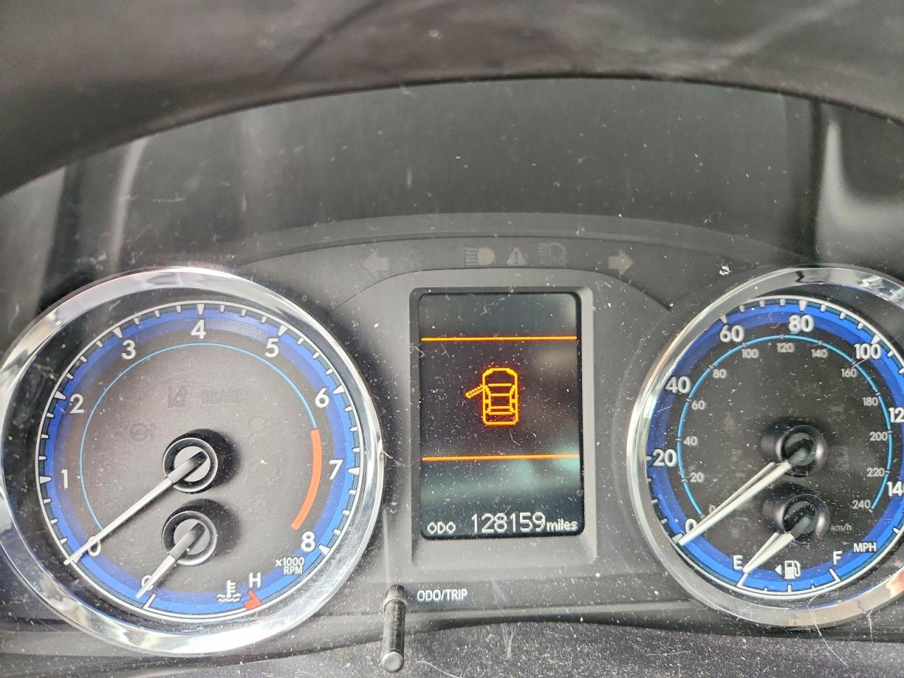2018 TOYOTA COROLLA LE photo 25