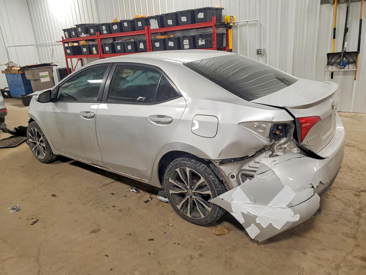 2019 TOYOTA COROLLA L photo 3