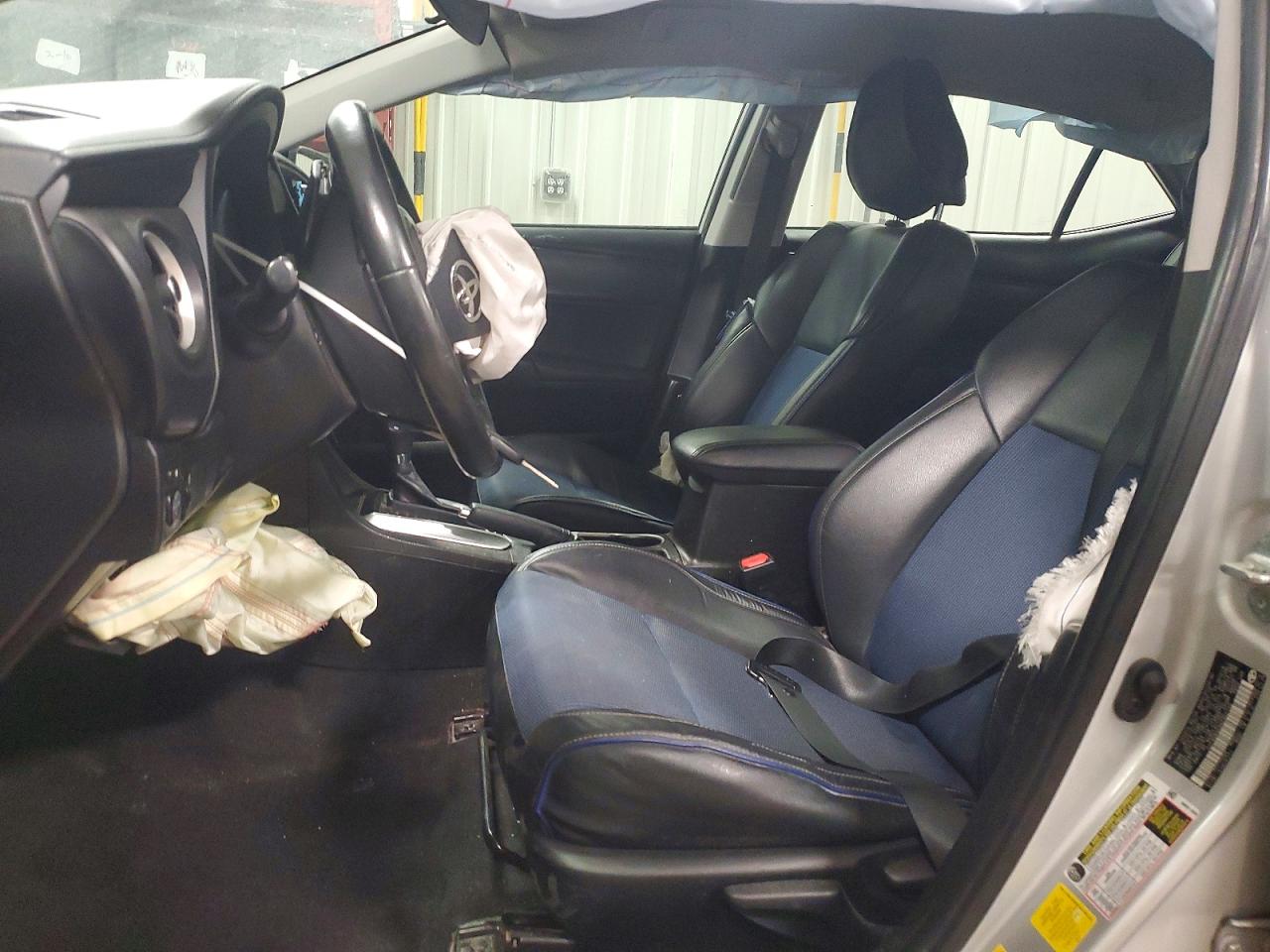 2019 TOYOTA COROLLA L photo 13