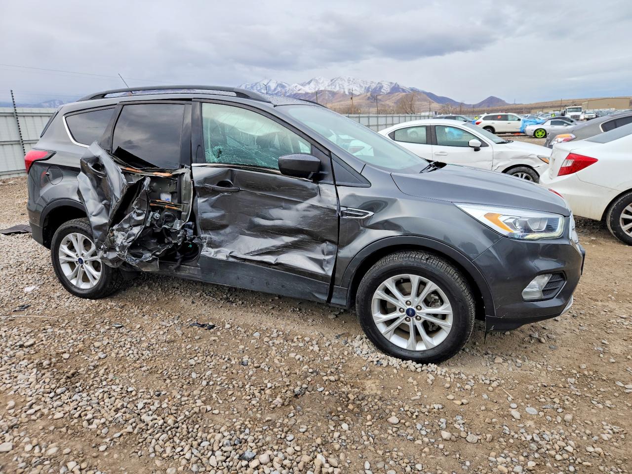2019 FORD ESCAPE SEL photo 4