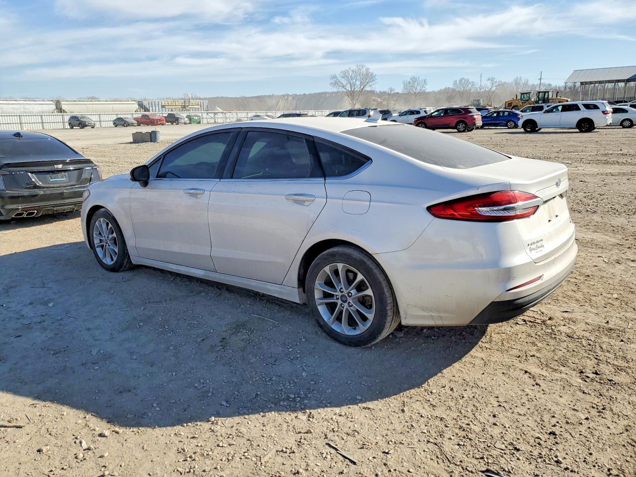 2020 FORD FUSION SE photo 5