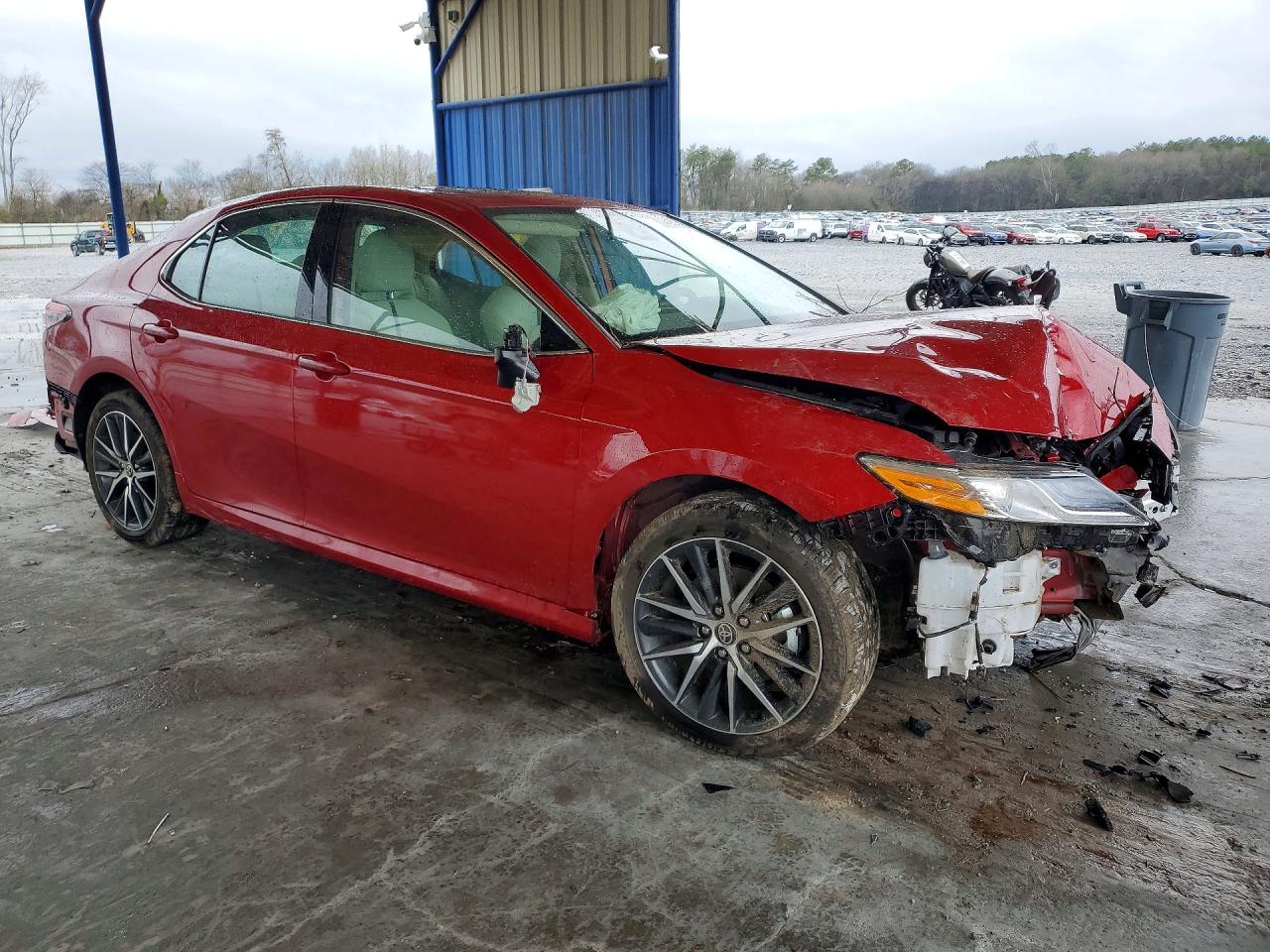 2024 TOYOTA CAMRY XLE photo 4