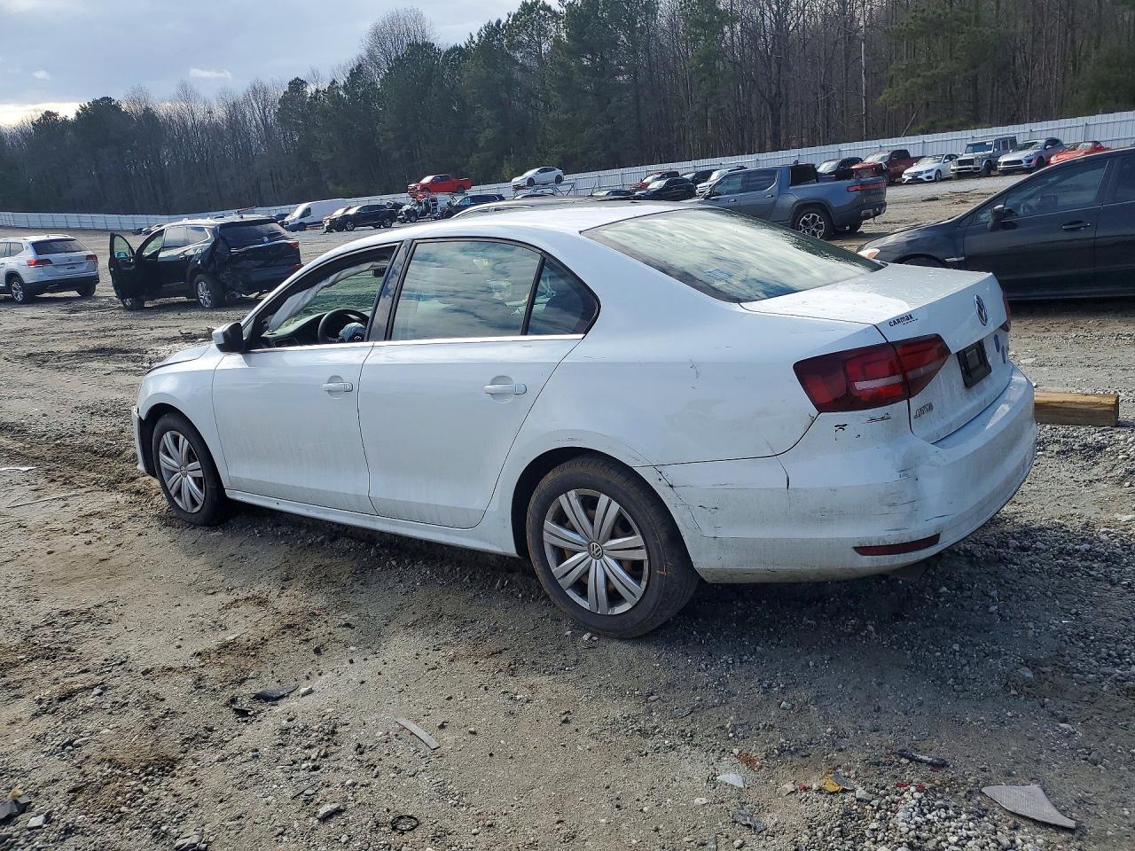 2017 VOLKSWAGEN JETTA S photo 2