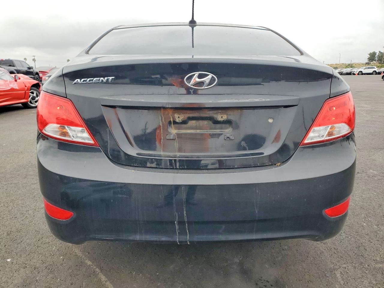 2017 HYUNDAI ACCENT SE photo 6
