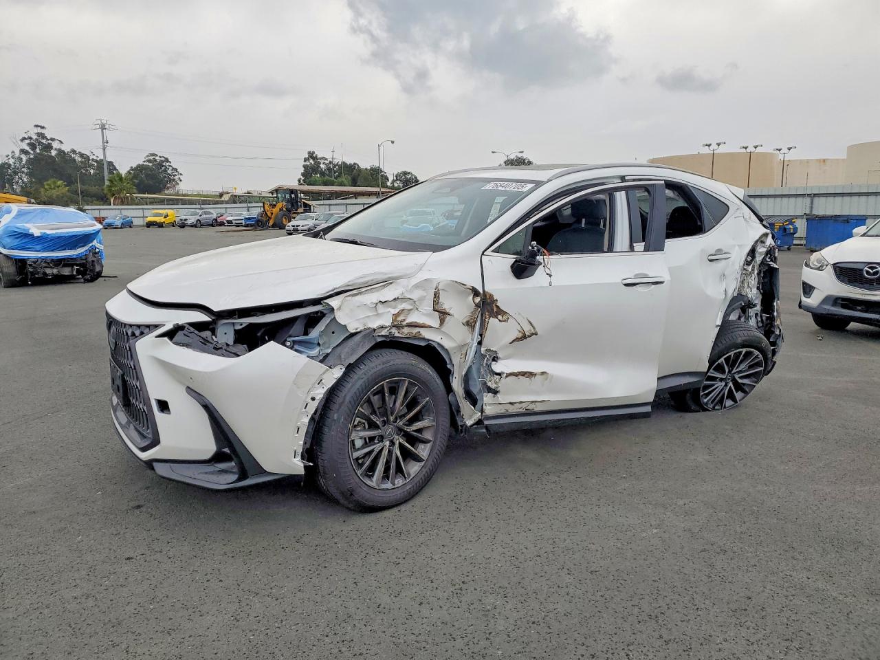 2025 LEXUS NX