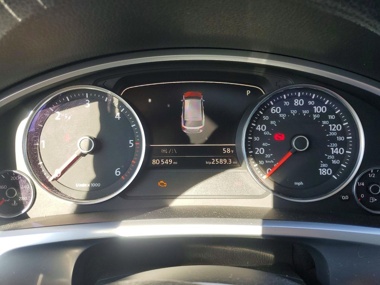 2016 VOLKSWAGEN TOUAREG TDI photo 17