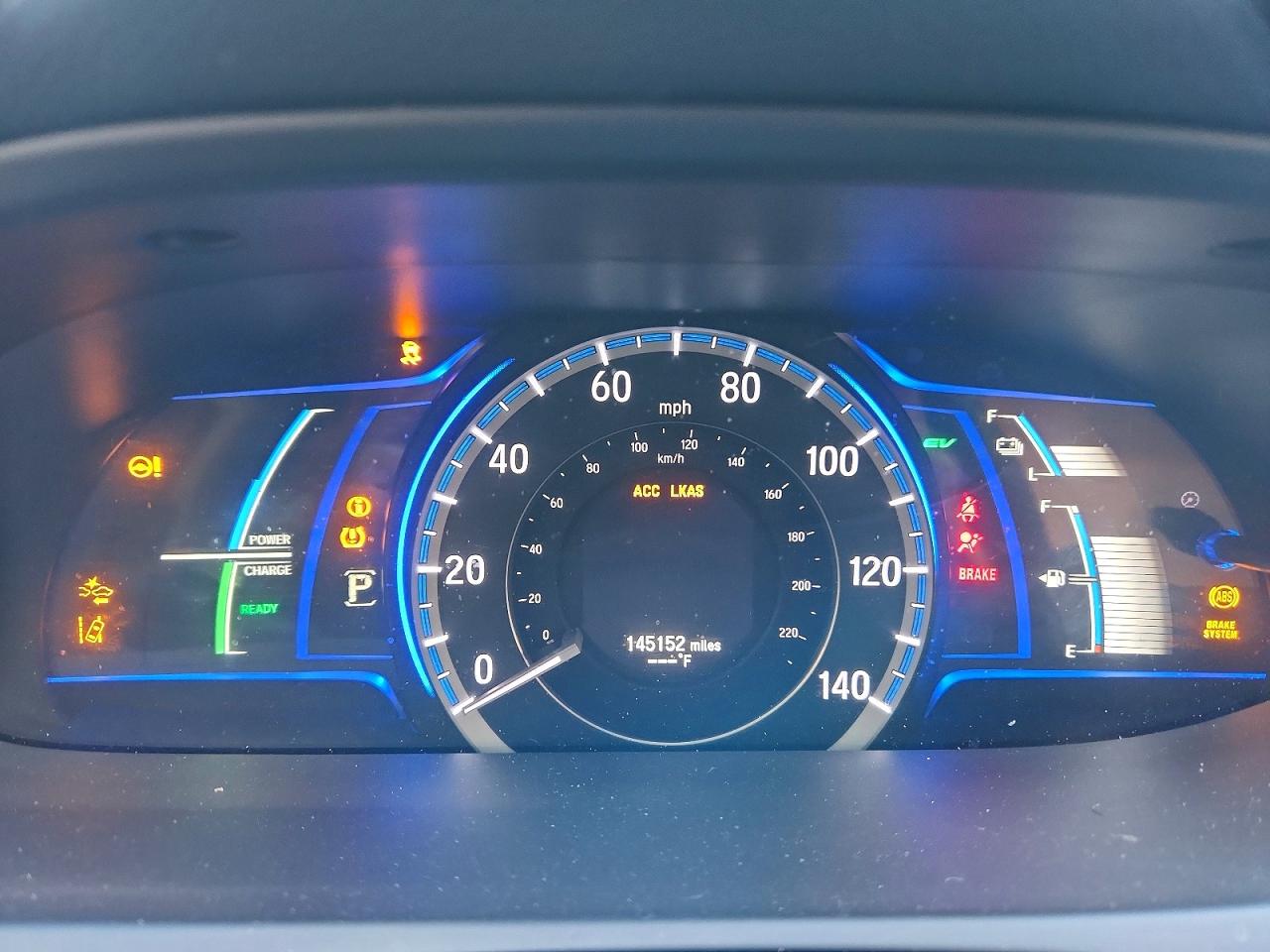 2017 HONDA ACCORD HYBRID photo 9