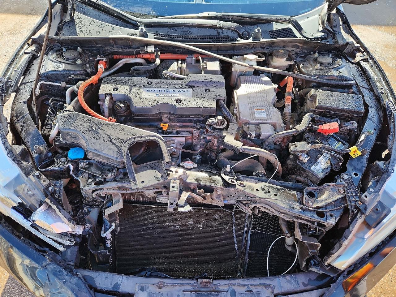 2017 HONDA ACCORD HYBRID photo 11