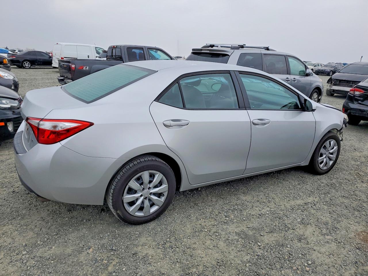 2016 TOYOTA COROLLA L photo 5