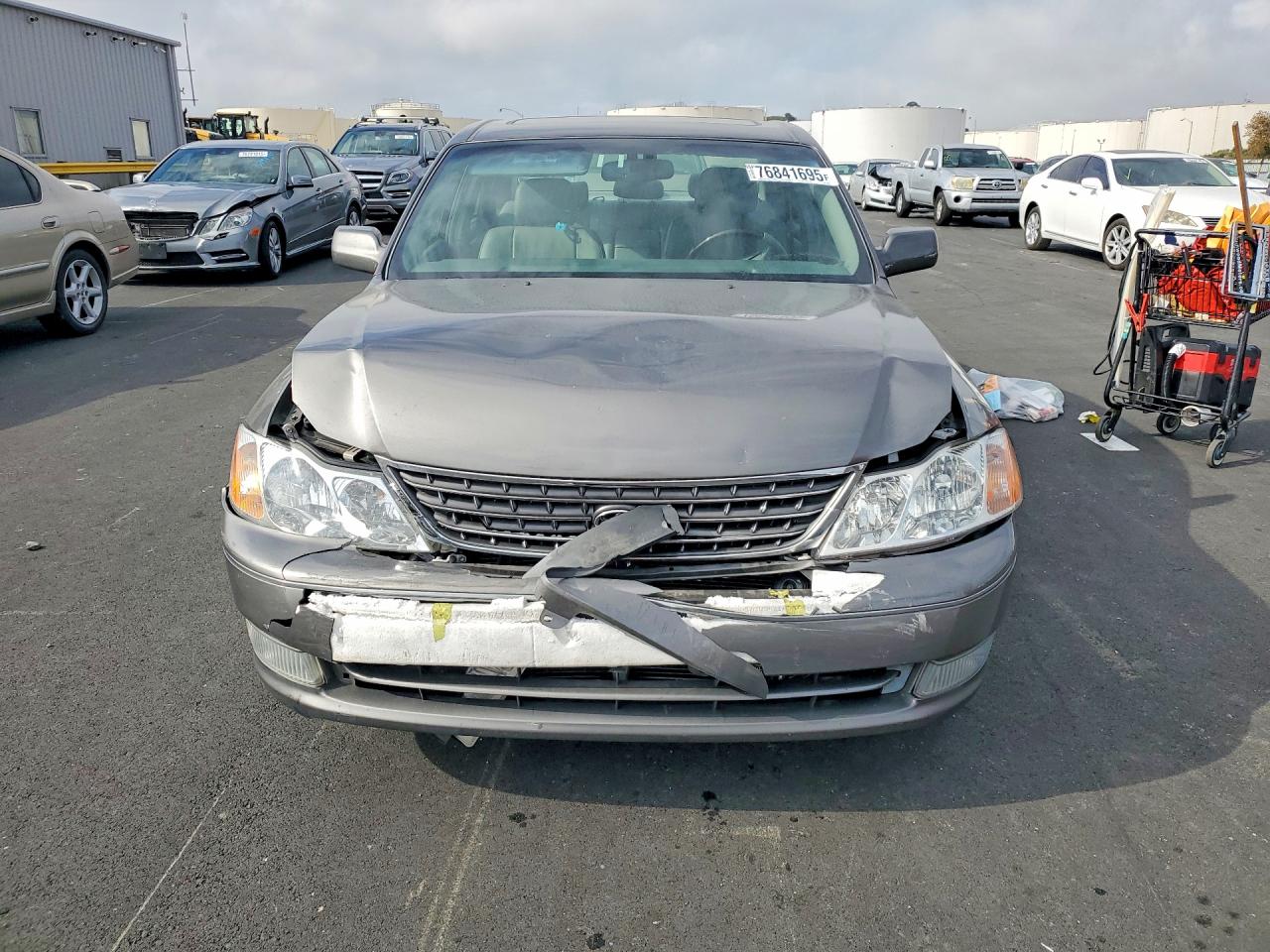 2003 TOYOTA AVALON XL photo 9