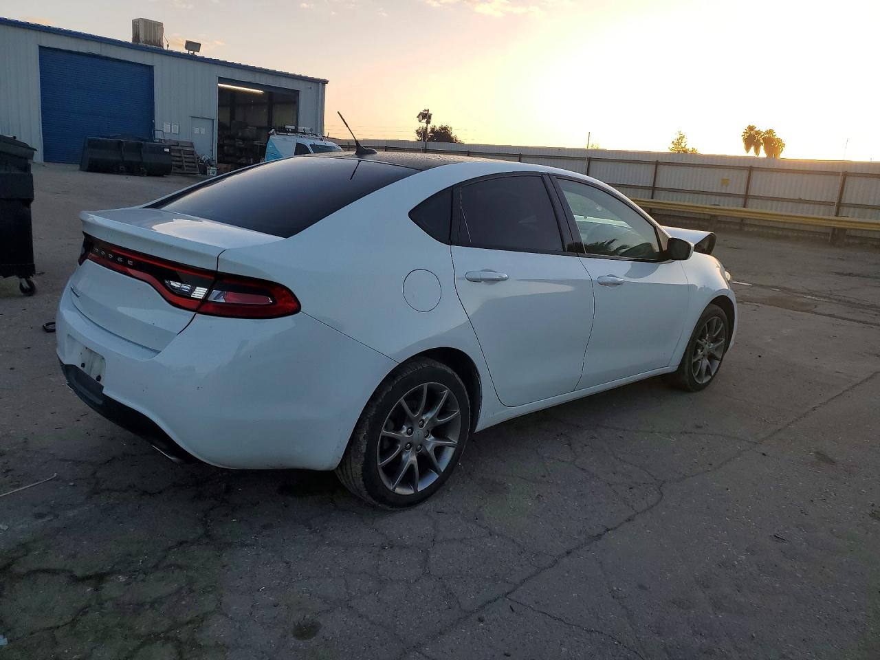 2015 DODGE DART SXT photo 5