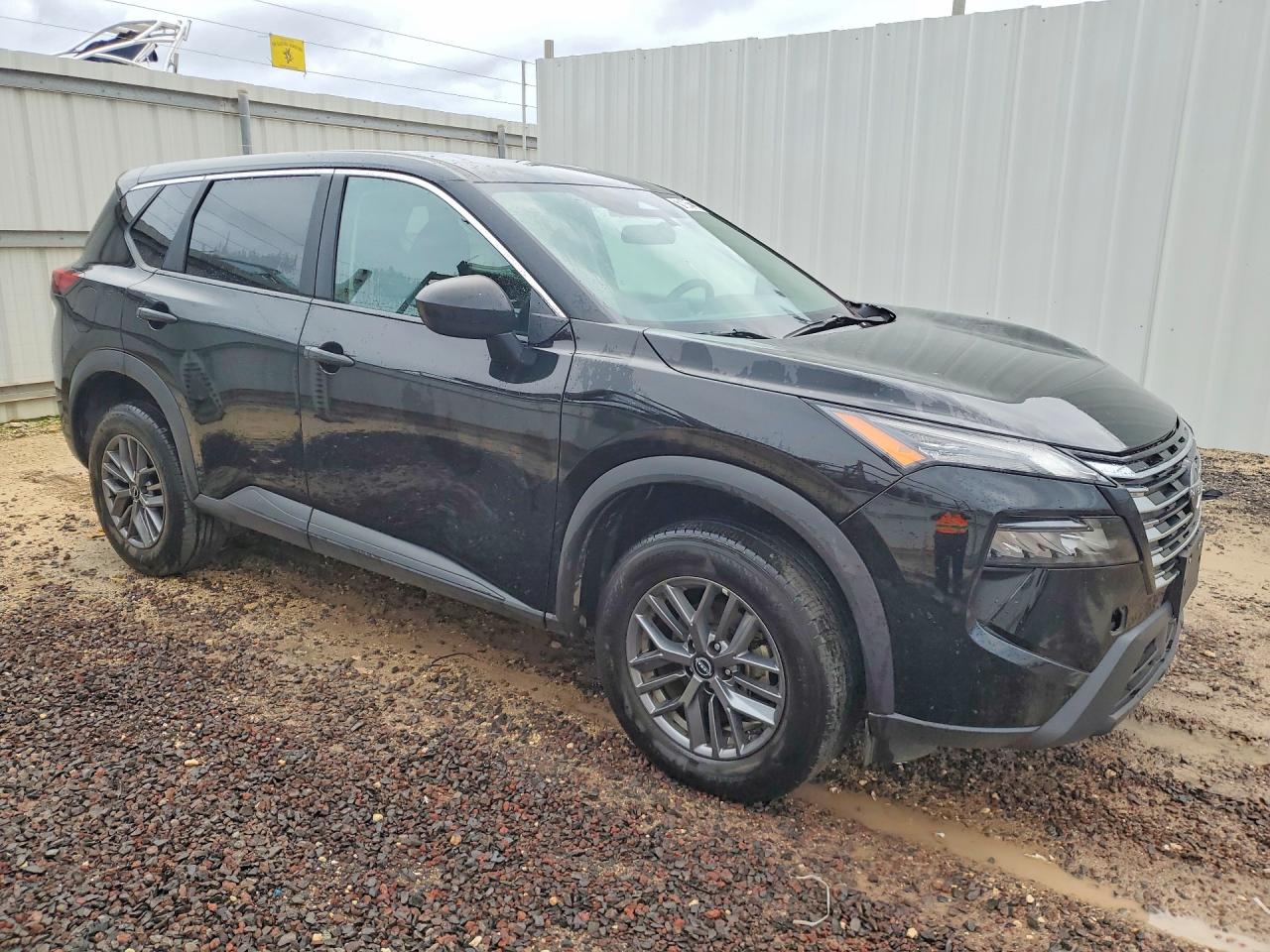 2024 NISSAN ROGUE S photo 4