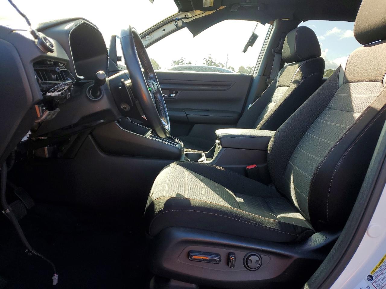 2024 HONDA CR-V SPORT photo 13