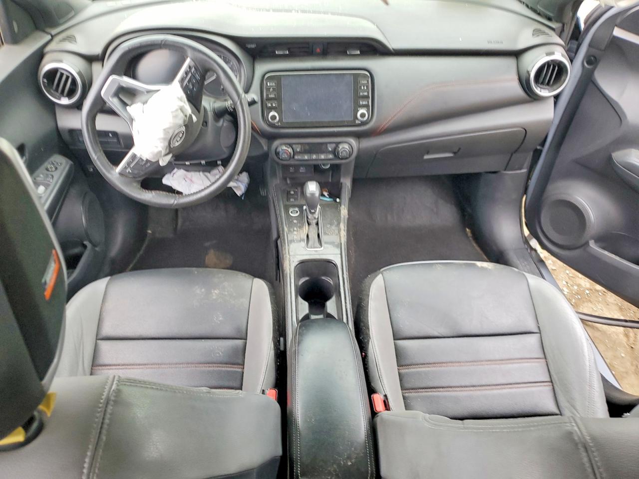 2023 NISSAN KICKS SR photo 15