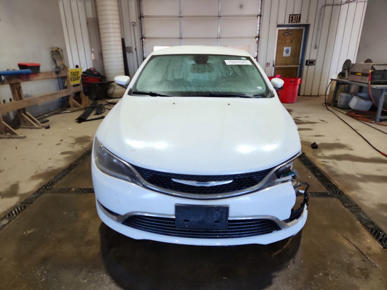 2015 CHRYSLER 200 LIMITED photo 9