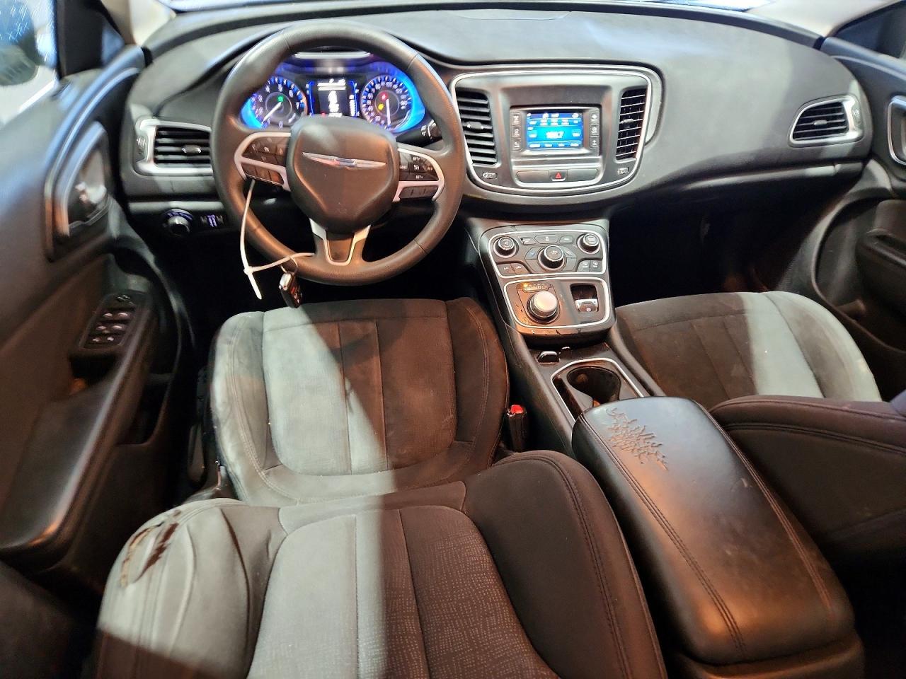 2015 CHRYSLER 200 LIMITED photo 15