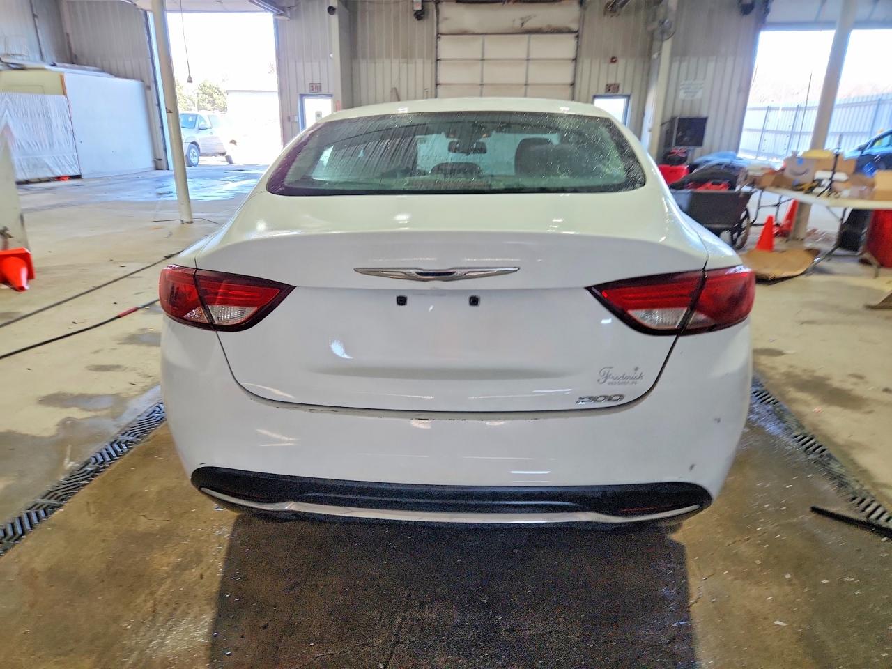 2015 CHRYSLER 200 LIMITED photo 11