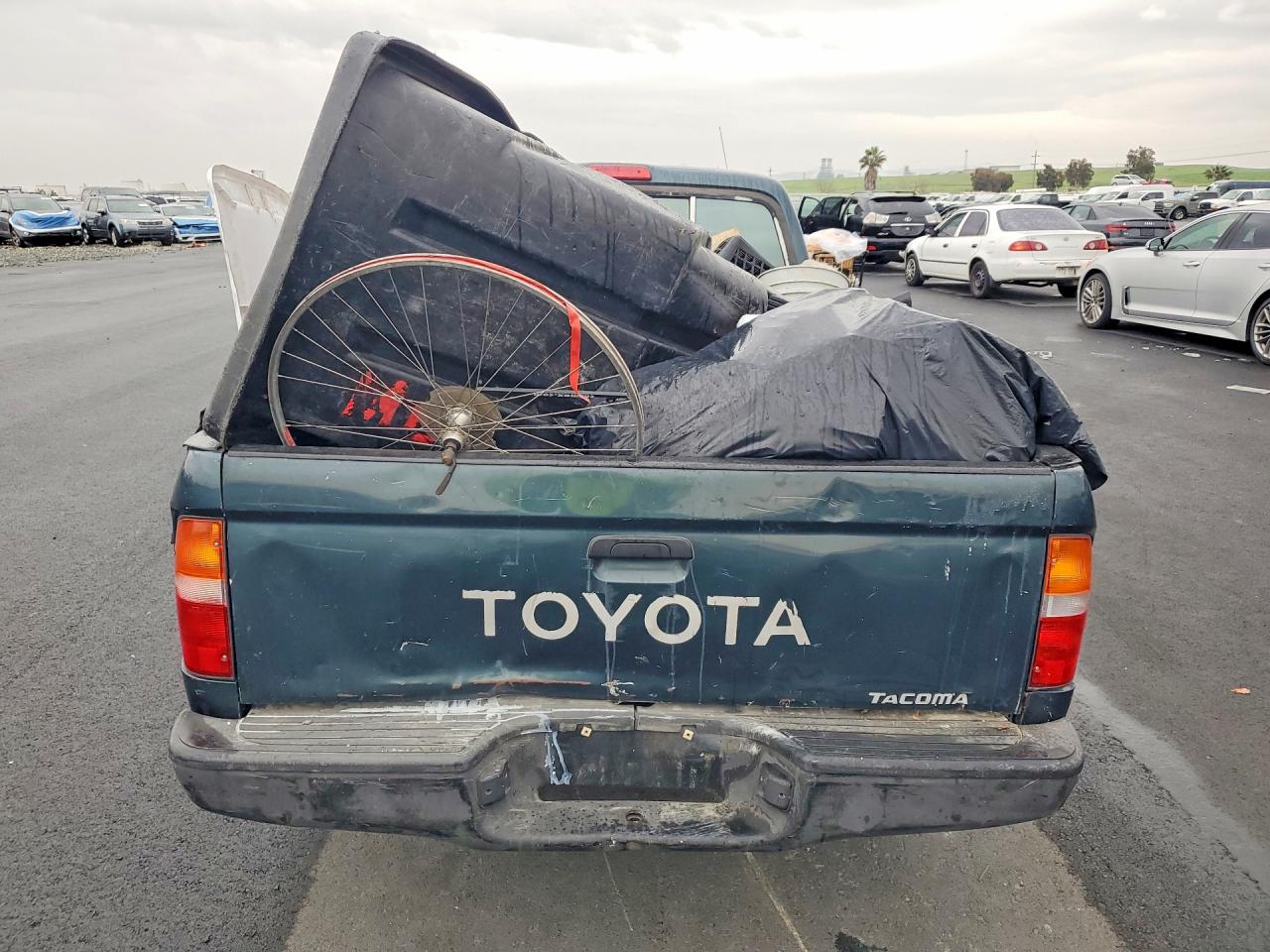 1996 TOYOTA TACOMA XTRACAB photo 6