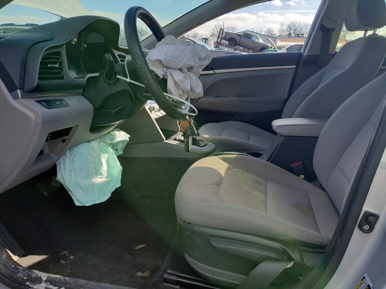 2020 HYUNDAI ELANTRA SE photo 13