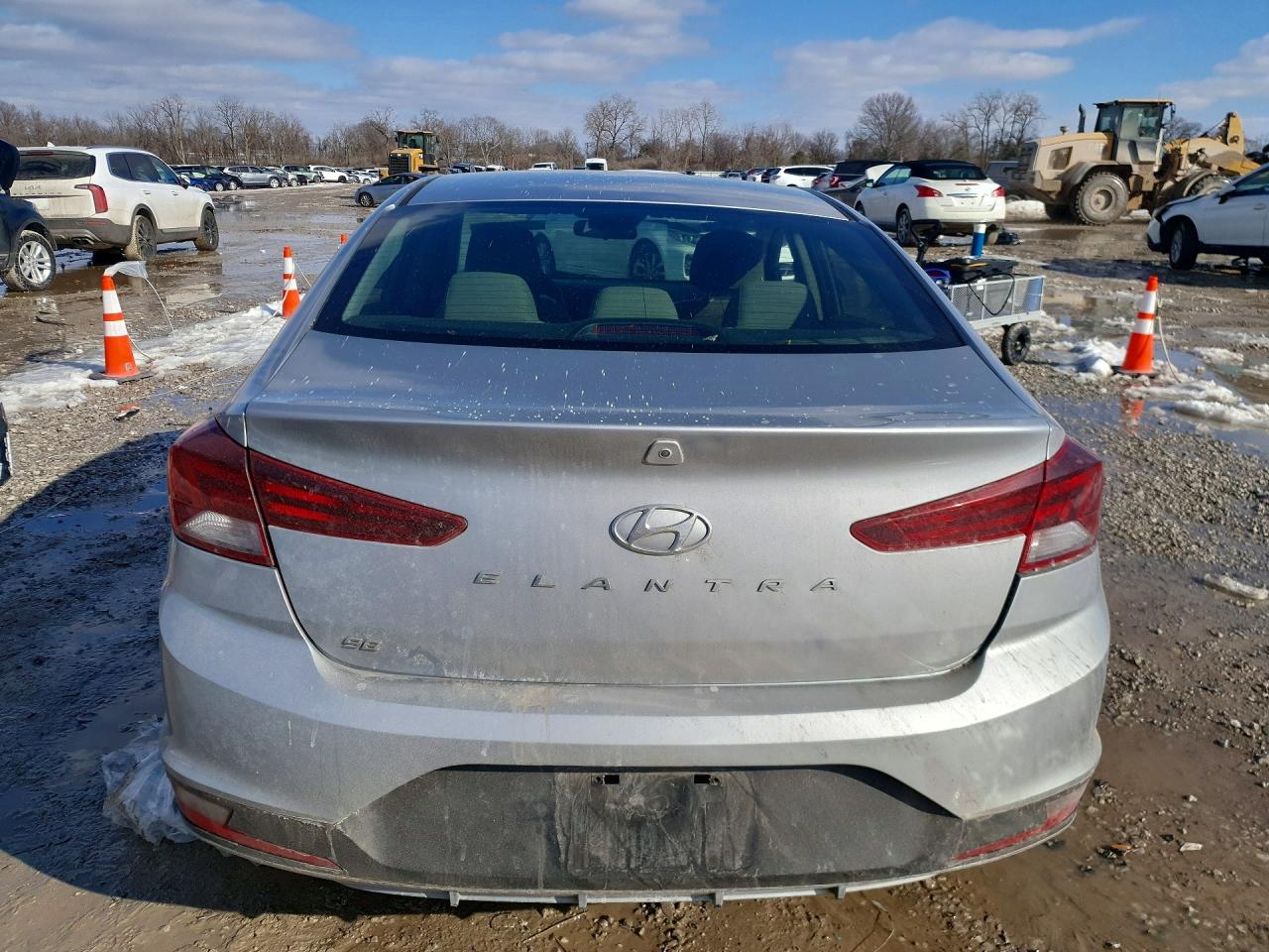 2020 HYUNDAI ELANTRA SE photo 11
