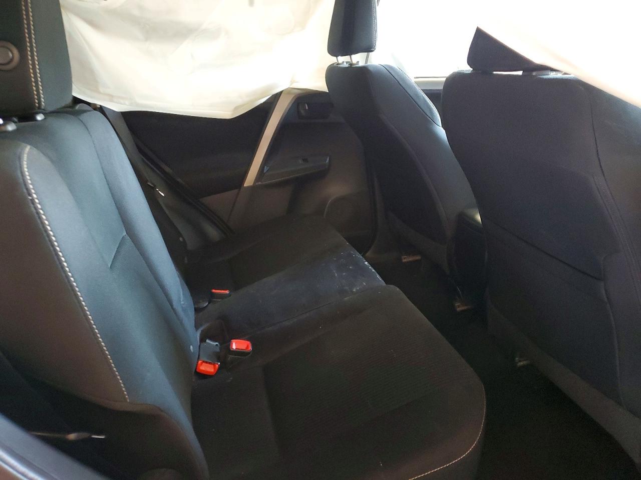 2013 TOYOTA RAV4 XLE photo 11