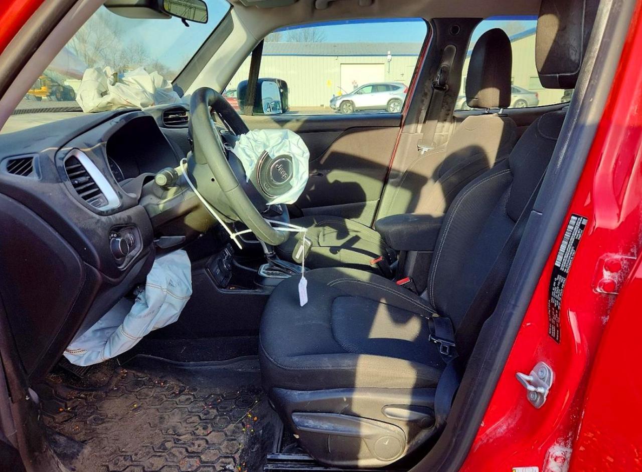 2020 JEEP RENEGADE SPORT photo 19