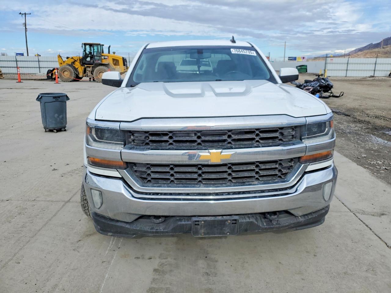 2016 CHEVROLET SILVERADO K1500 LT photo 5