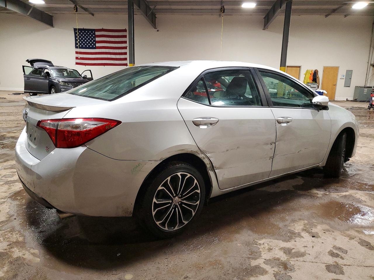 2015 TOYOTA COROLLA S PLUS photo 3