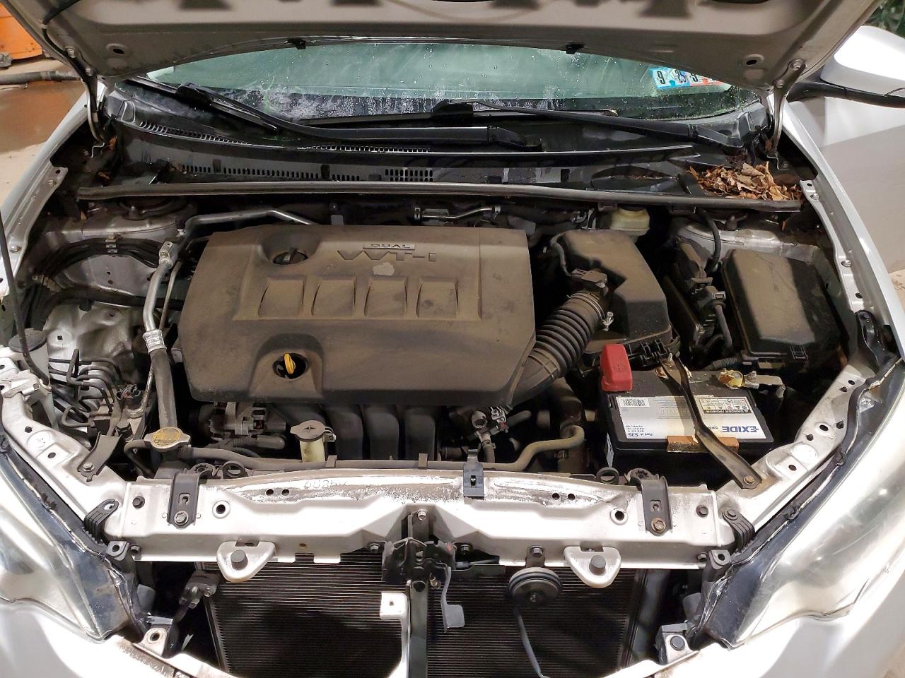 2015 TOYOTA COROLLA S PLUS photo 11