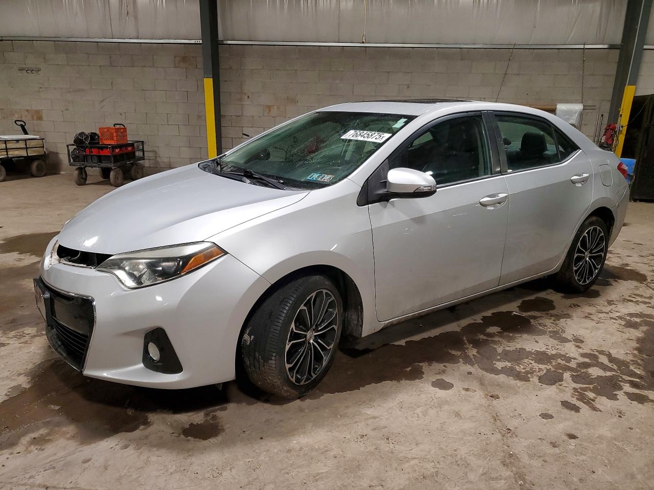 2015 TOYOTA COROLLA