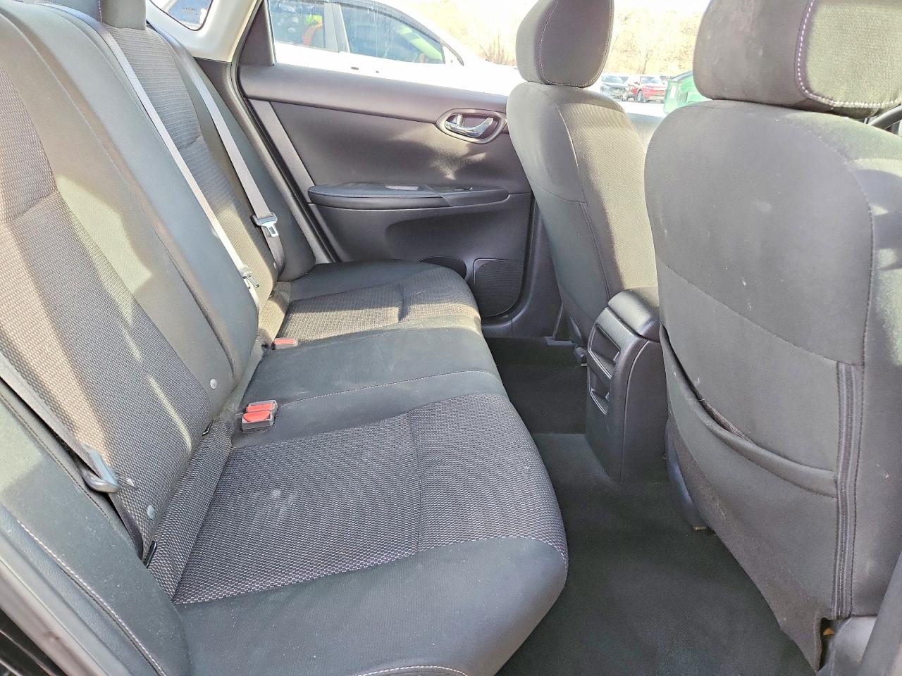 2019 NISSAN SENTRA S photo 28