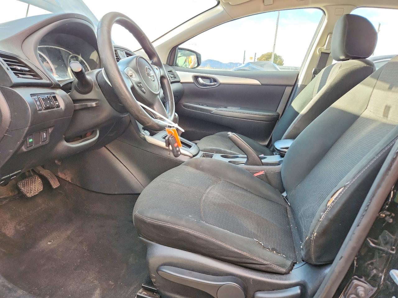 2019 NISSAN SENTRA S photo 19