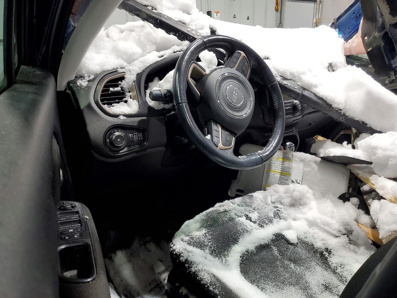 2017 JEEP RENEGADE LATITUDE photo 15