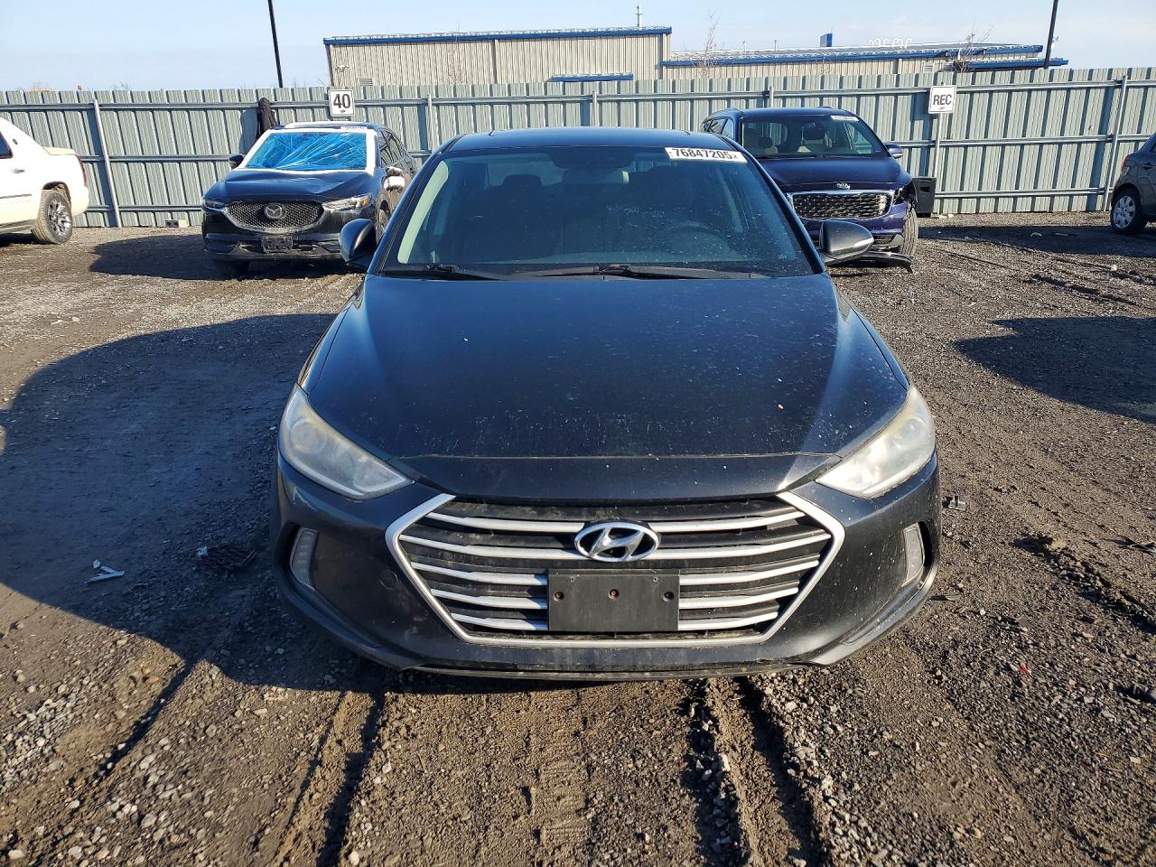 2017 HYUNDAI ELANTRA SE photo 13