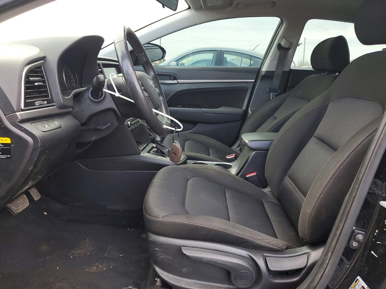 2017 HYUNDAI ELANTRA SE photo 19