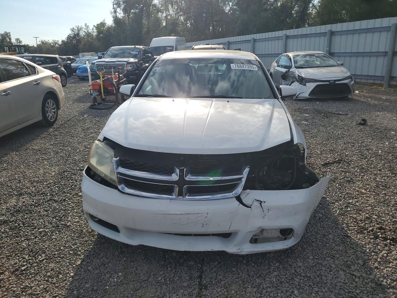 2011 DODGE AVENGER MAINSTREET photo 9