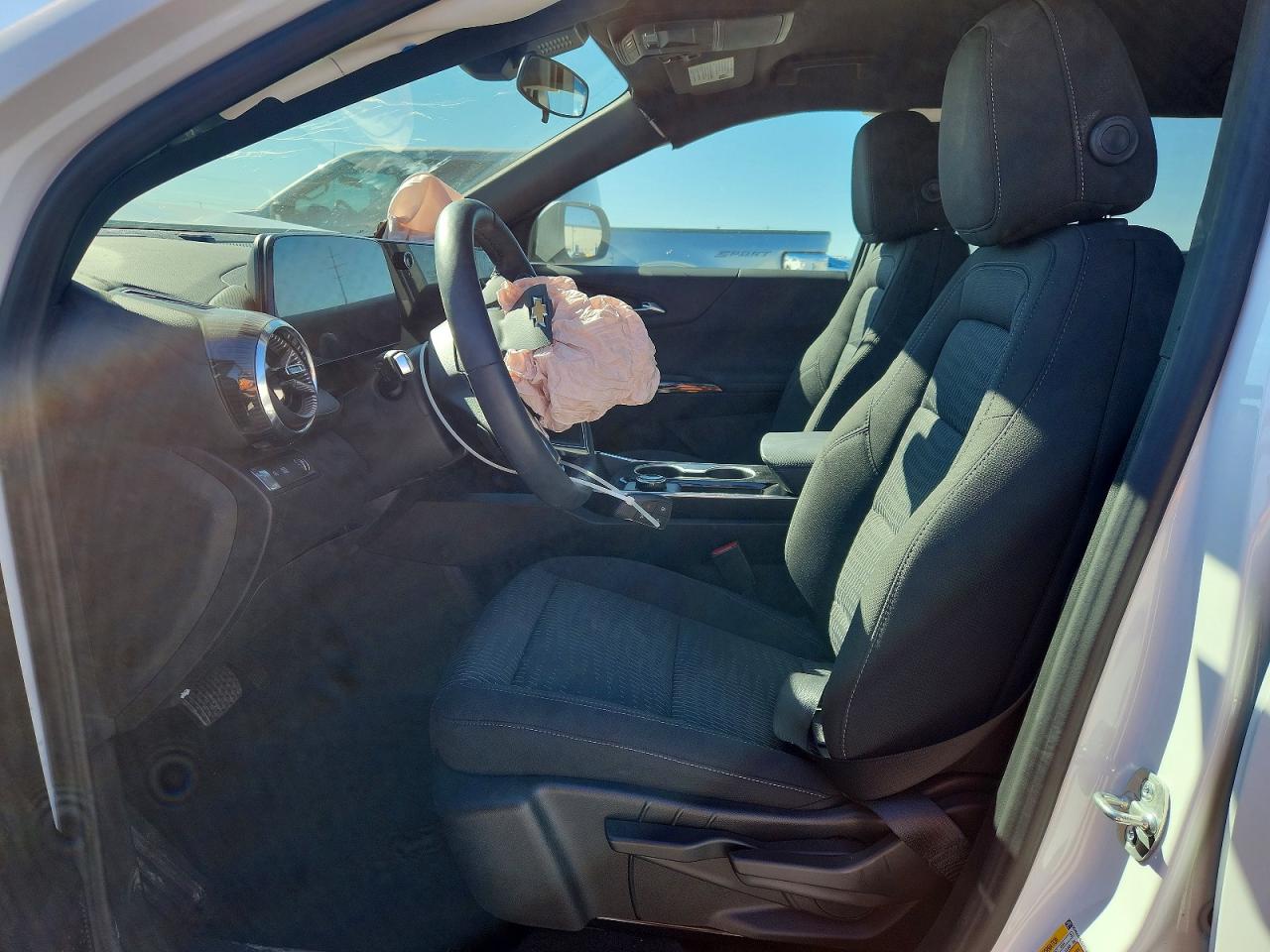 2026 CHEVROLET EQUINOX LT photo 13