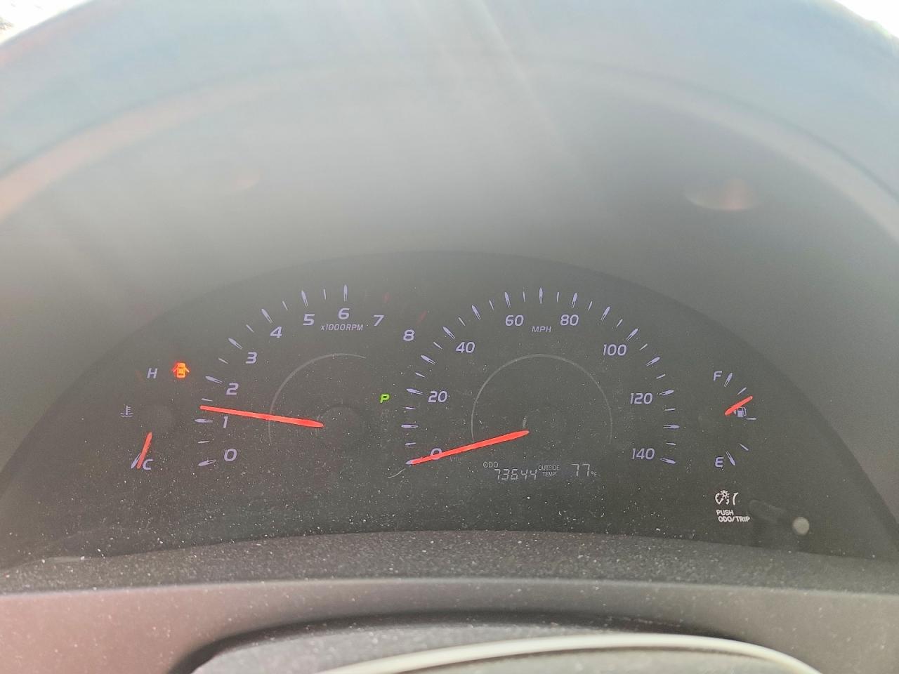 2011 TOYOTA CAMRY LE photo 17