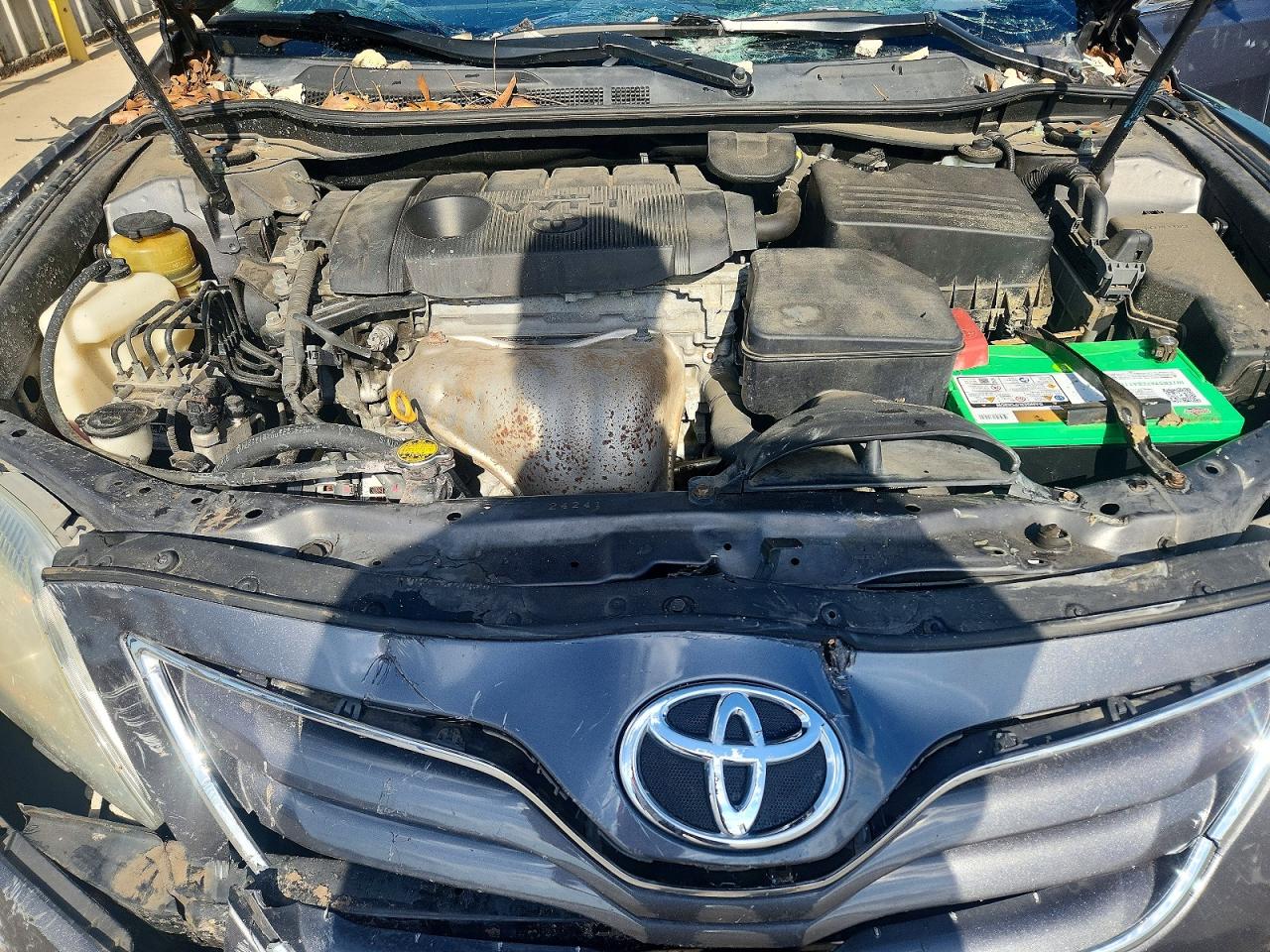 2011 TOYOTA CAMRY LE photo 21