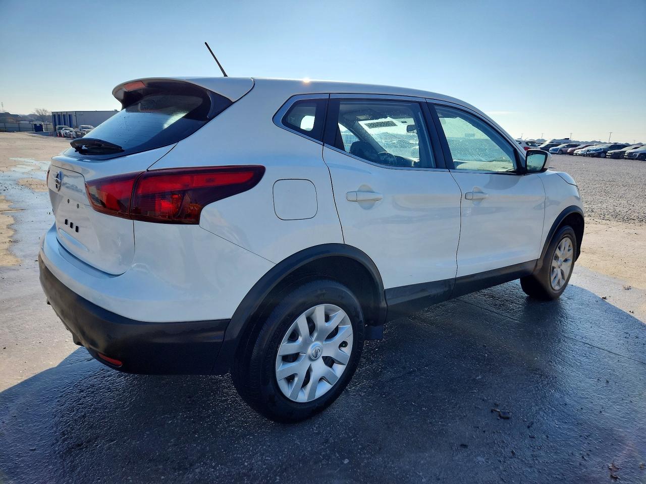 2018 NISS ROGUE SPORT S FWD photo 7