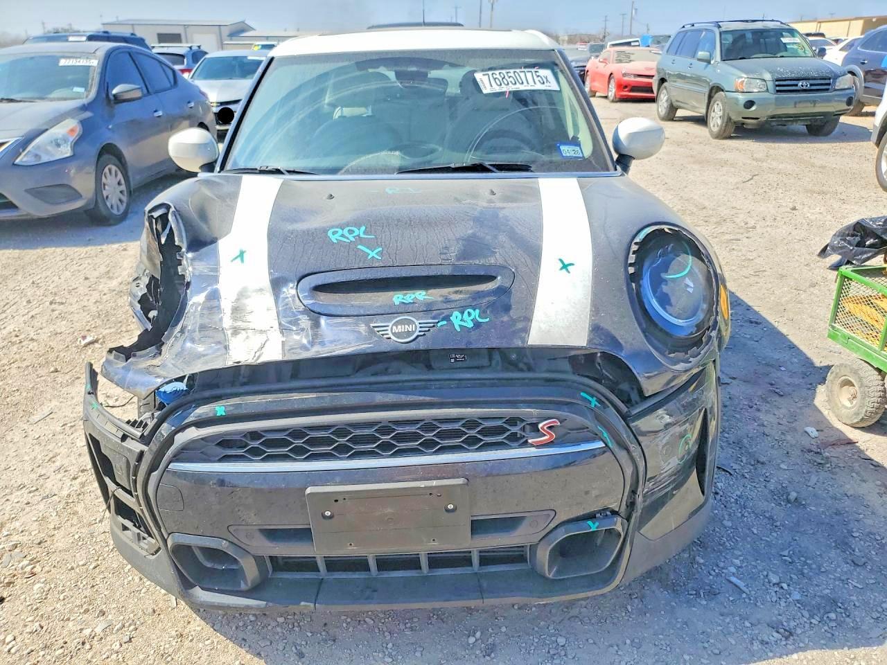 2024 MINI COOPER S photo 9