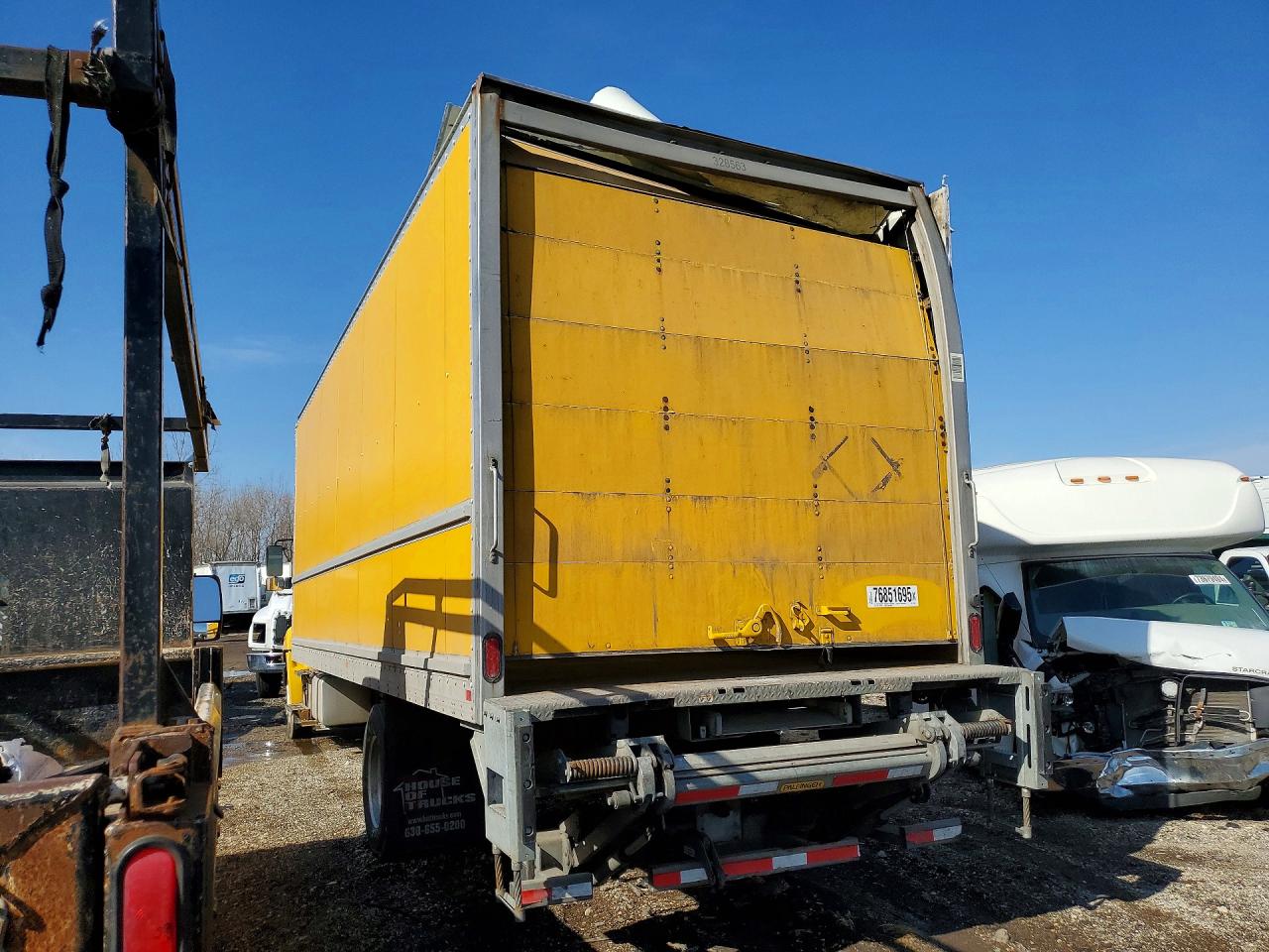 2019 HINO 258/268 photo 2